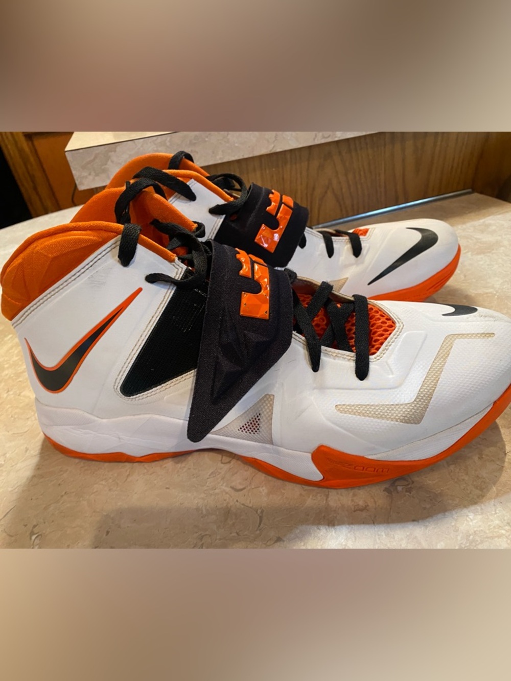 Men’s Nike Hightop Sneakers Nike Zoom Soldier VII - Picture 2 of 5